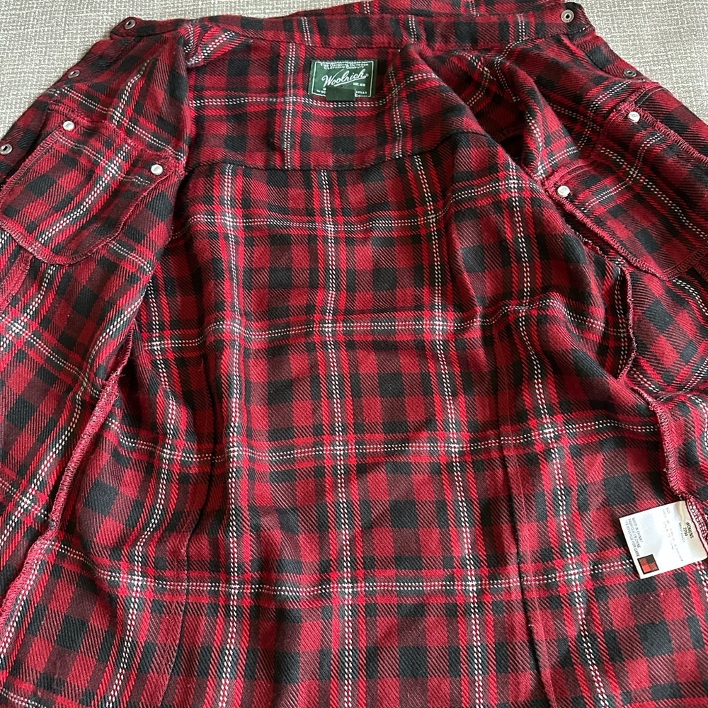 Woolrich Women’s Long sleeve Deep Ruby Plaid Soft Button Up Shirt size Small - Picture 8 of 12